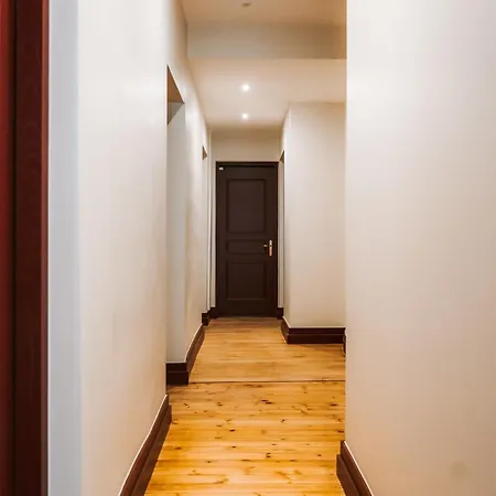 Apartamento Lhaussmannien -chic- Gare Matabiau -metro -centre Toulouse