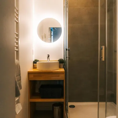 L 'haussmannien - Chic - Gare - Metro - Centre Appartement