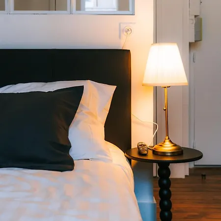 Appartamento L 'haussmannien - Chic - Gare - Metro - Centre *